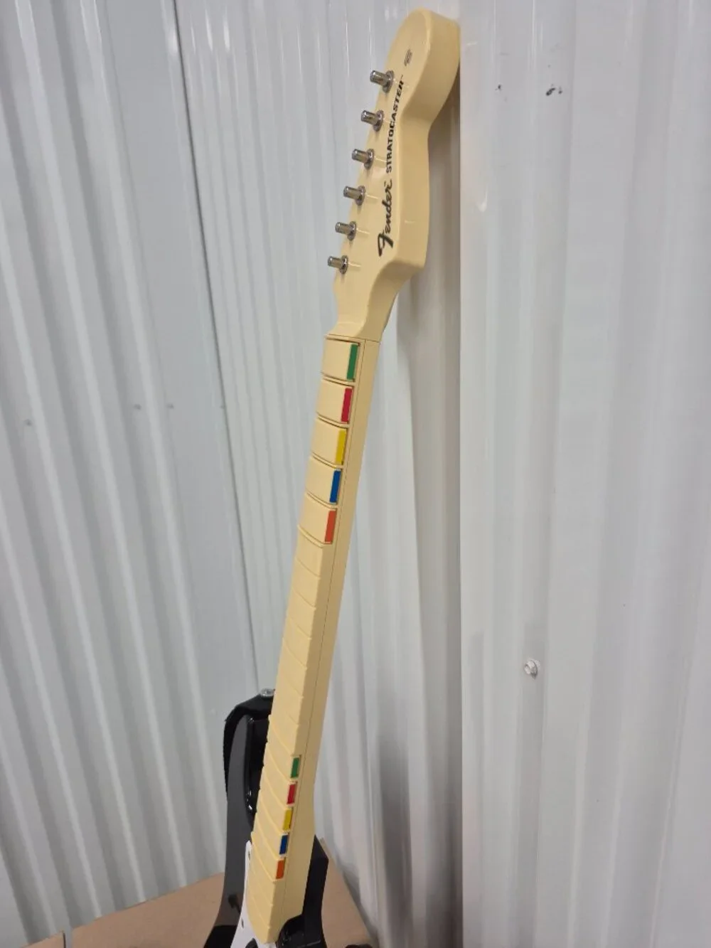 RockBand Harmonix Guitar Hero Fender Stratocaster #19091 Wii W/Strap No Dongle